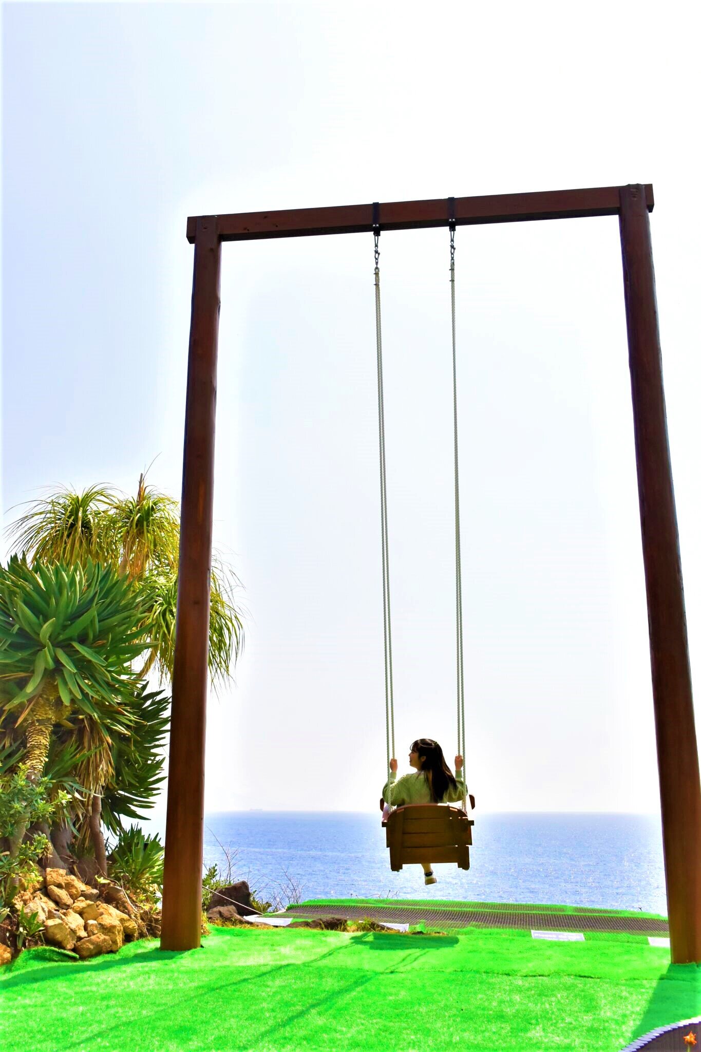 Lumière Ocean Swing ―光と海のゆらぎ―.jpg