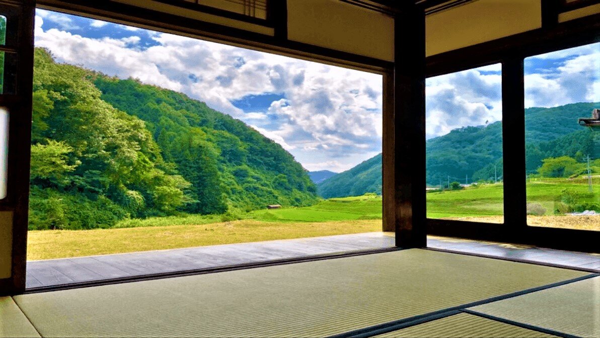 目の前には緑の谷の大パノラマ